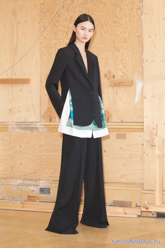 S McCartney resort 2019 10