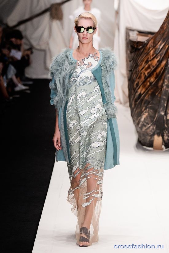 cf Alena Akhmadullina ss 2016 21