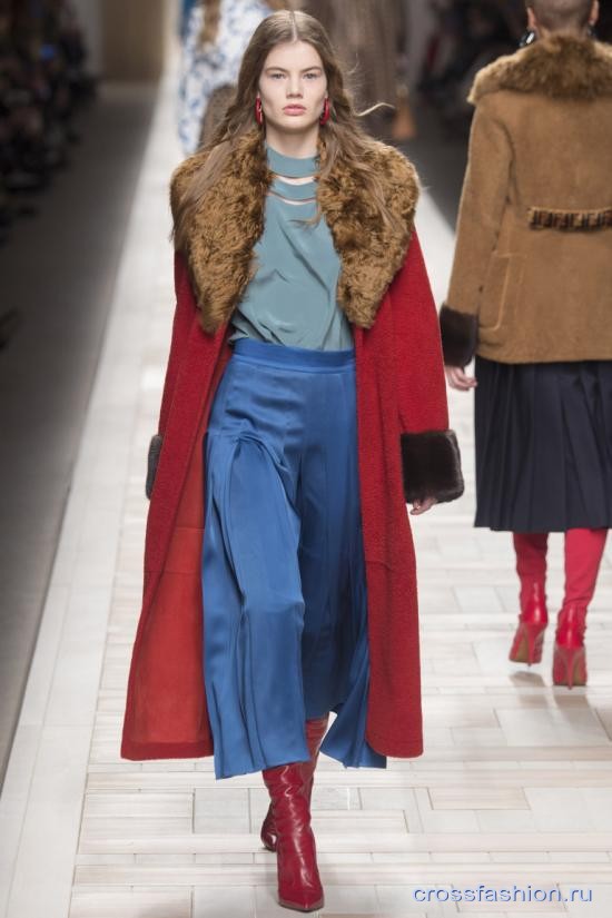 Fendi fall 2017-2018 24