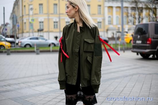 Street style первого дня недели моды в Москве, 13 октября 2016