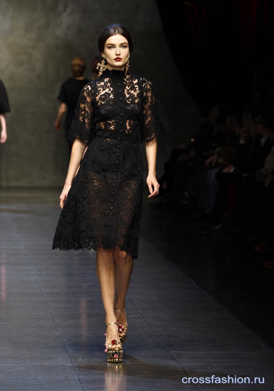 dolce-and-gabbana-fw-2014-women-fashion-show-runway-49