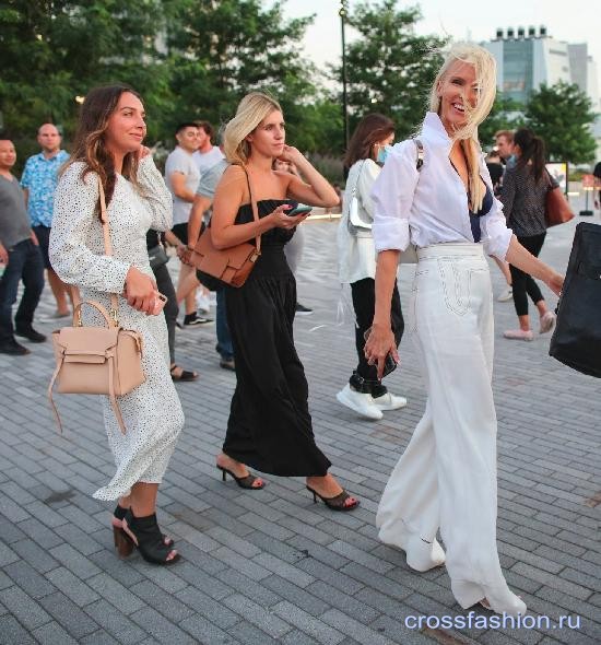 NYfw street style ss 2022 77