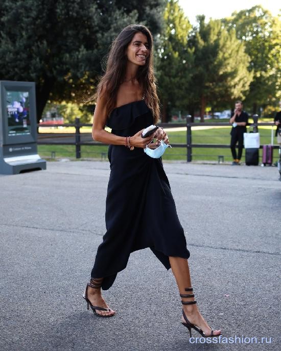 Street style milan september 2020 51