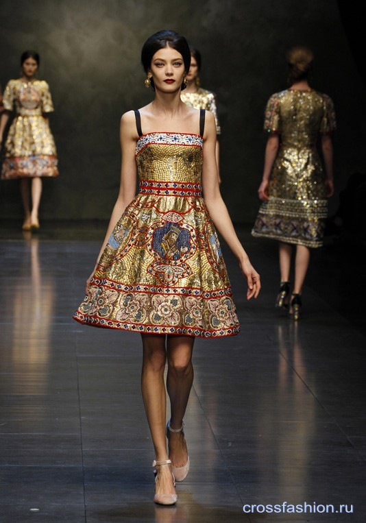 dolce-and-gabbana-fw-2014-women-fashion-show-runway-72