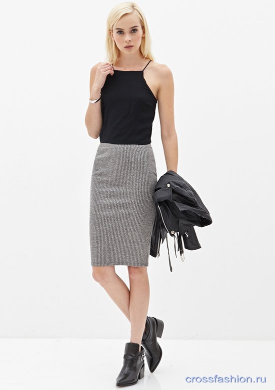 Серая юбка-карандаш: с чем носить и как не выглядеть в ней офисной курицей