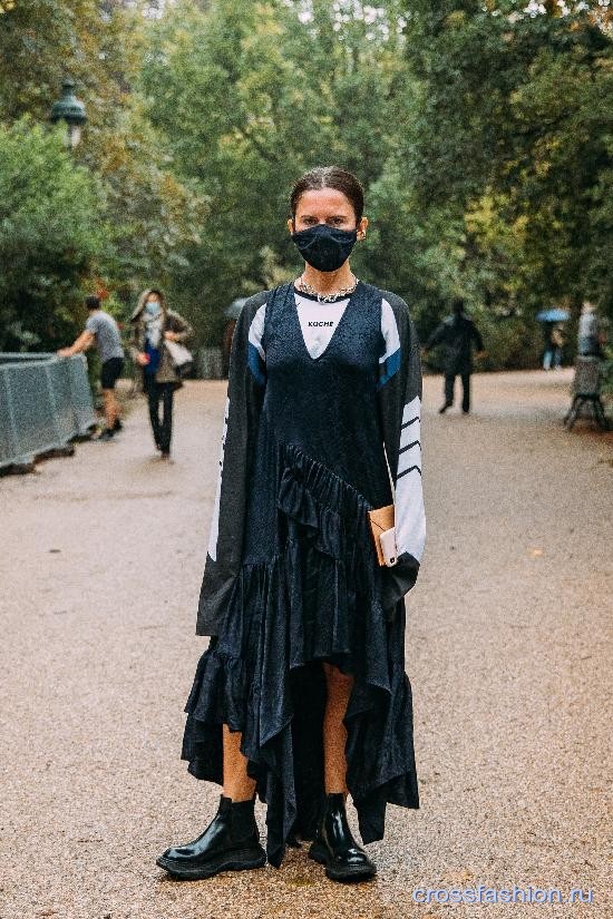 Paris street style ss 2021 103