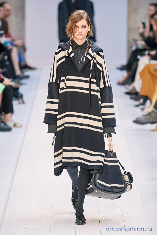 Max Mara fall 2020 25