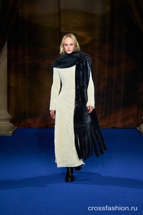 sharf burberry fall 2025 2