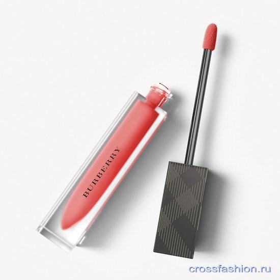 Burberry-Liquid-Lip-Military-Red