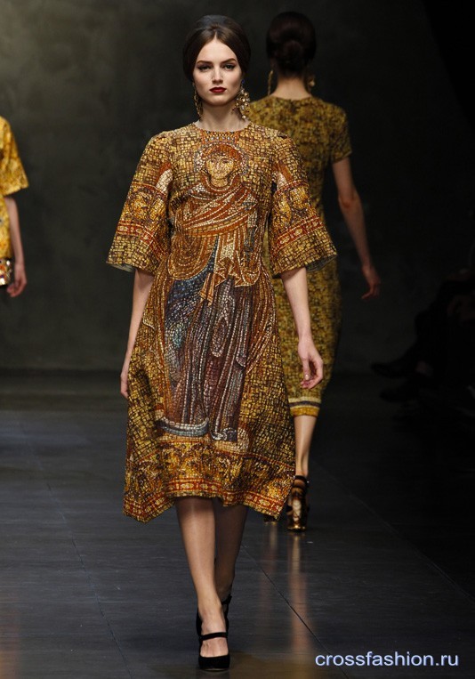 dolce-and-gabbana-fw-2014-women-fashion-show-runway-06