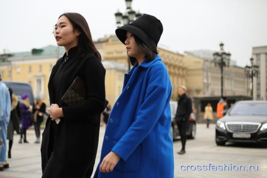 Street style первого дня недели моды в Москве, 13 октября 2016