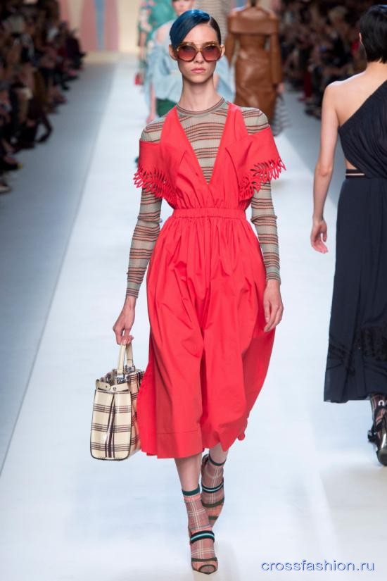 Fendi ss 2018 32