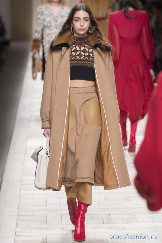 Fendi fall 2017-2018 17