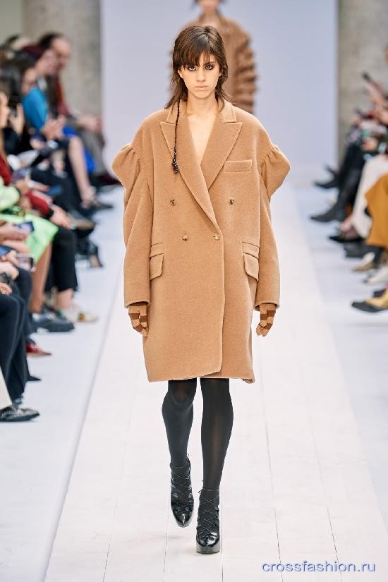 Max Mara fall 2020 35