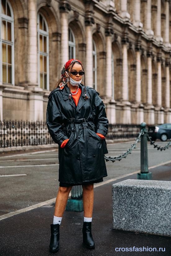 Paris street style ss 2021 18