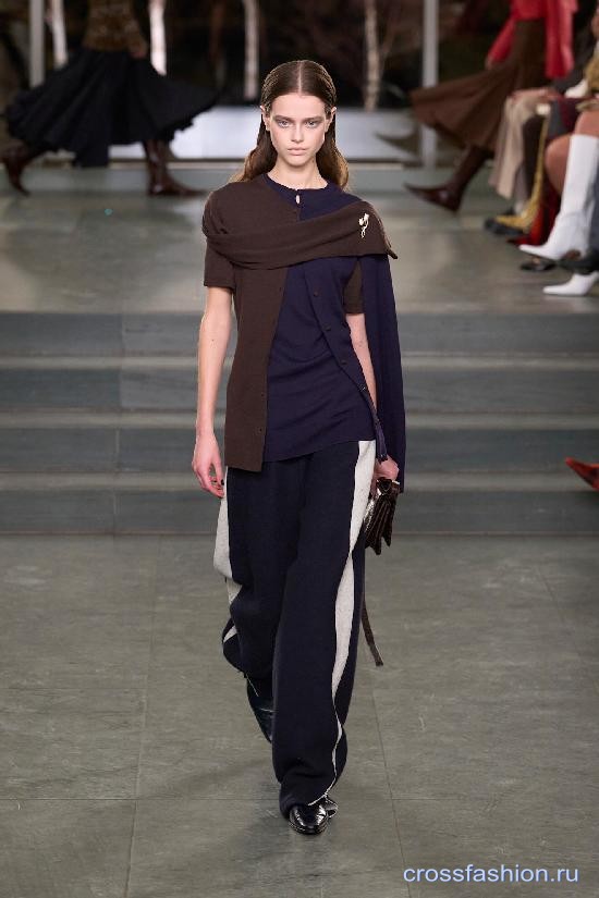 rukava Tory Burch 4