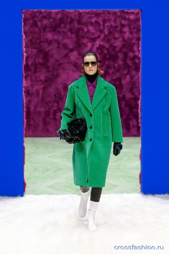 Prada fall 2021 2022 34