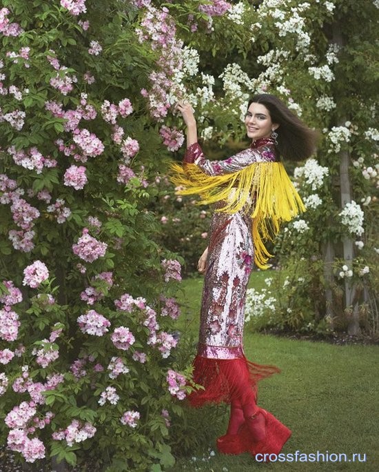 Kendall Jenner Vogue 11