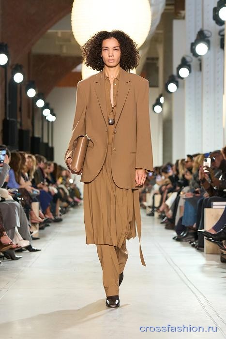 Michael Kors Collection 38