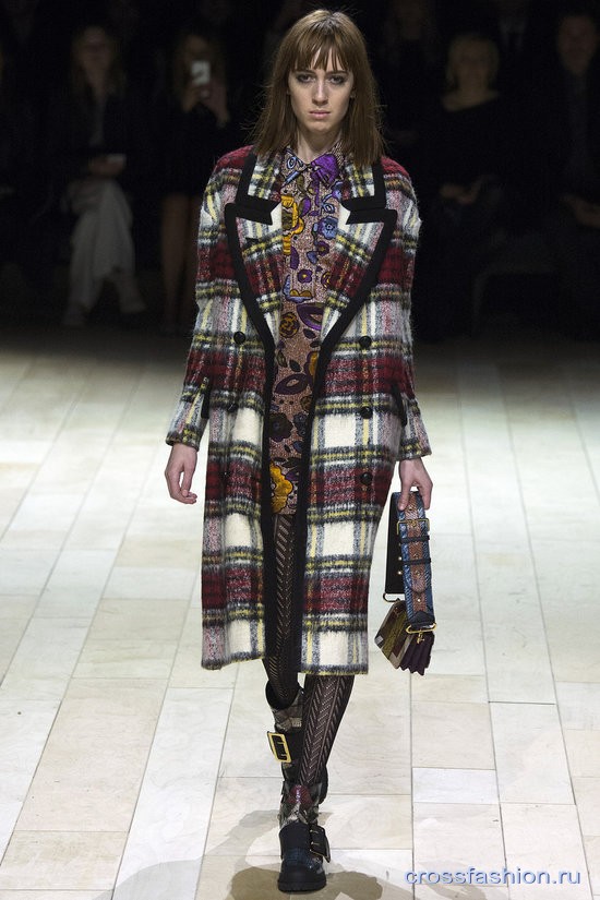 Burberry fw 2016 2017 18