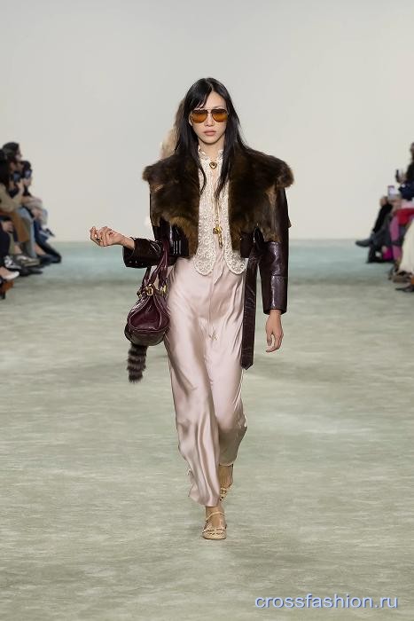 Chloe fall 2025 13