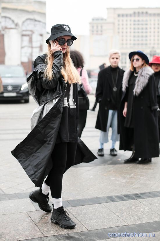 Street Style на Неделе моды Mercedes-Benz Fashion Week Russia октябрь 2015 День четвертый