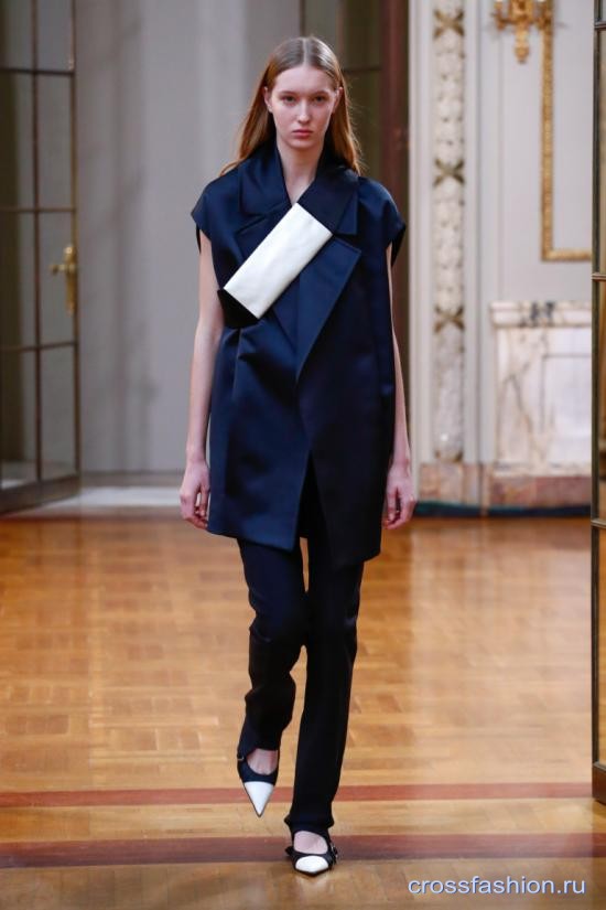 Victoria Beckham fall 2018 25