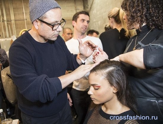 Прическа хвост с показа Prabal Gurung fall 2017:Мастер-класс от стилиста Wella Professionals