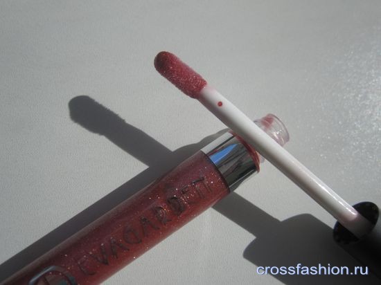 Блеск для губ Brilliant Lip Gloss 697