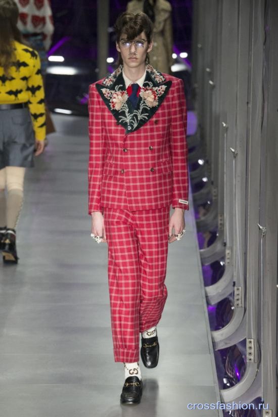 Gucci fall 2017 2018 53