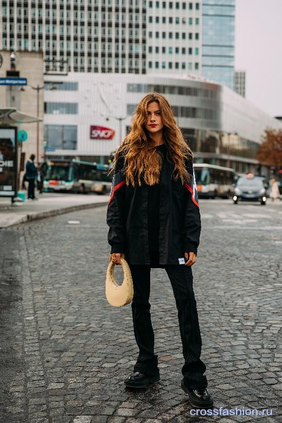 Paris street style ss 2021 109