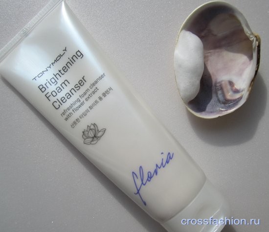 Brightening Foam Cleanser Освежающая пенка для умывания с отбеливающим эффектом