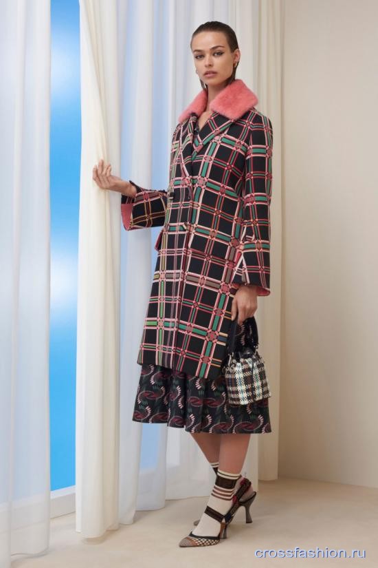 Fendi pre fall 2018 4
