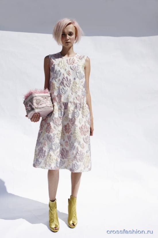Alena Akhmadullina ss 2017 3