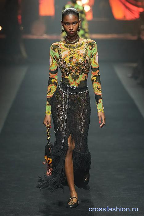 Etro 12