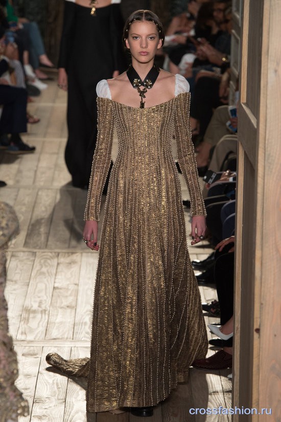 Valentino couture fw 2016-2017 41