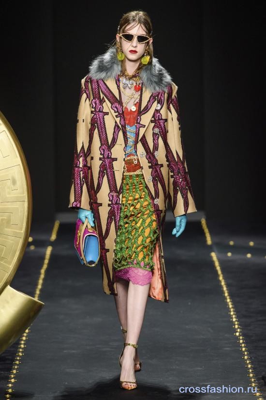 Versace коллекция осень-зима 2019-2020