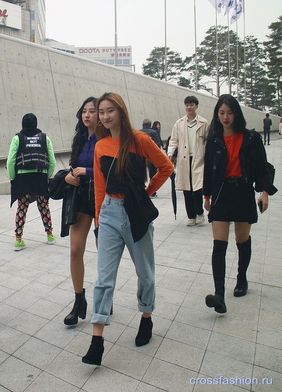 Street style Seoul Fashion week, march 2019. Стрит стайл Недели моды в Сеуле, день первый