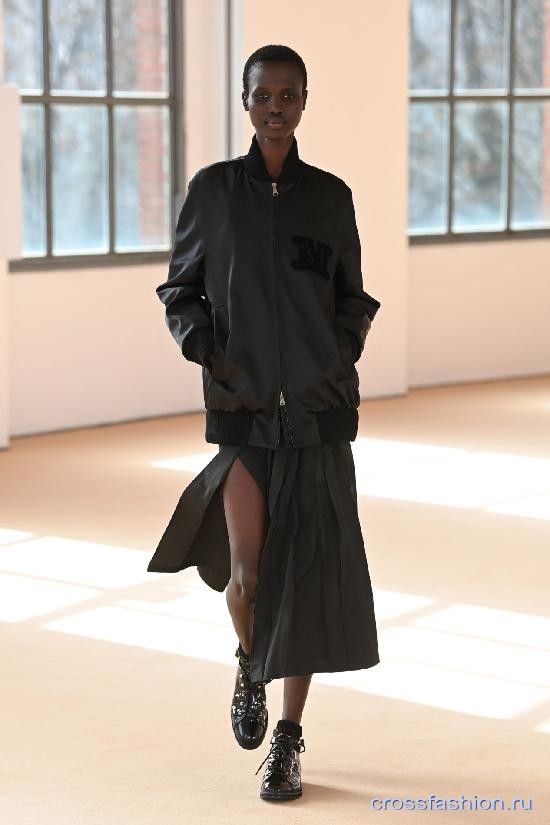 Max Mara fall 2021 41