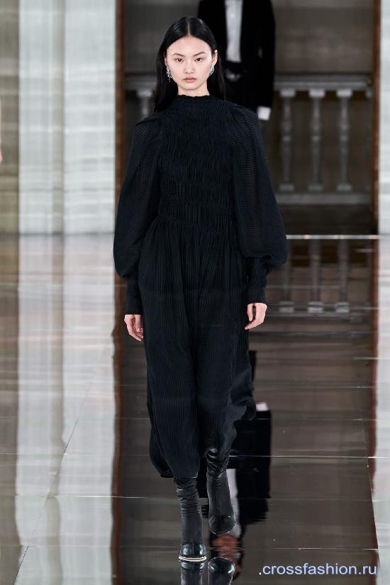 Victoria Beckham fall 2020 7