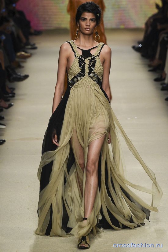 cf Alberta Ferretti ss 2016 44