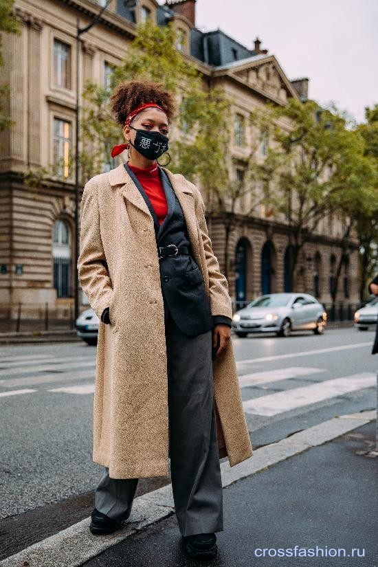 Paris street style ss 2021 15