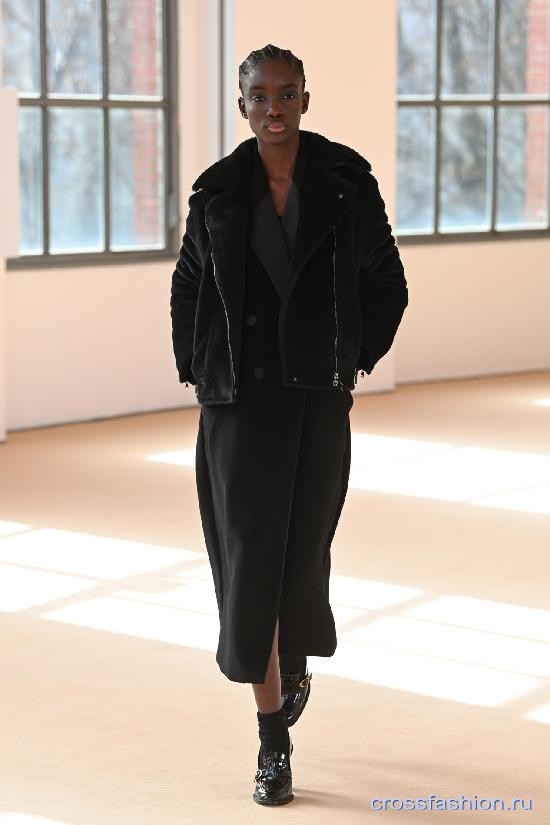 Max Mara fall 2021 39