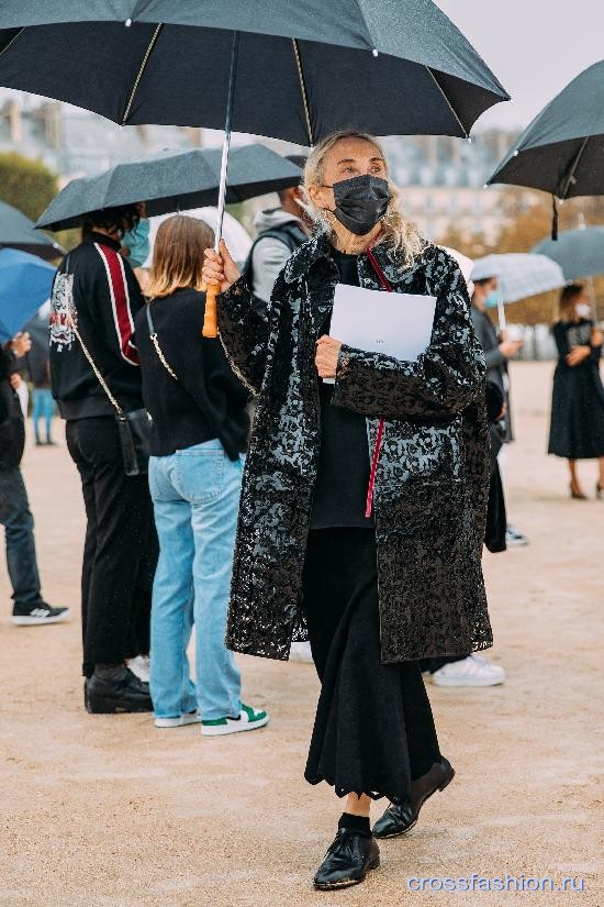 Paris street style ss 2021 89