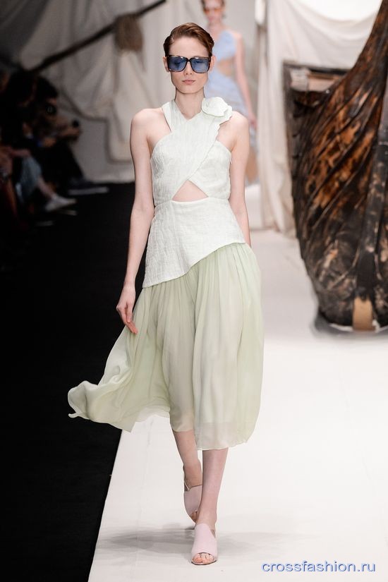 cf Alena Akhmadullina ss 2016 51