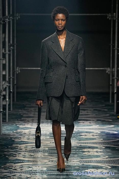 Prada fall 2025 27