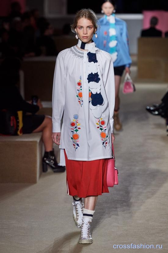 Prada resort 2020 7