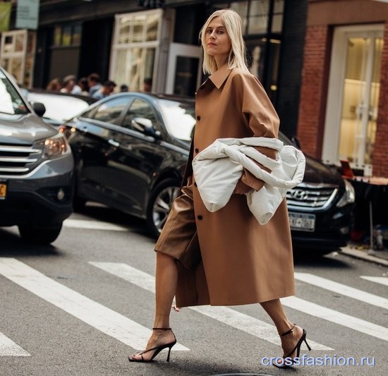 Стрит стайл Недели моды в Нью-Йорке, сентябрь 2019