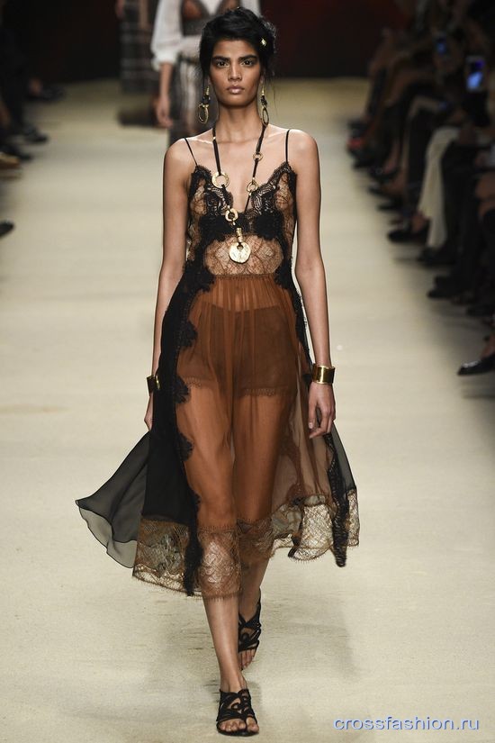 cf Alberta Ferretti ss 2016 5