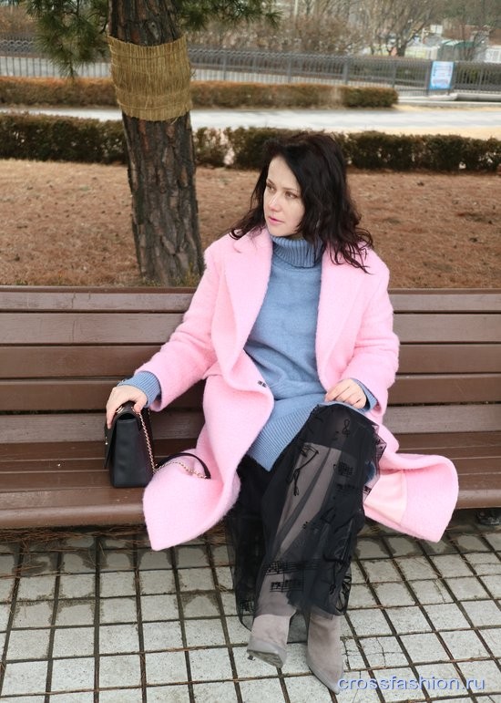 Look с розовым пальто и о том, почему нехватка длины и объема может испортить образ